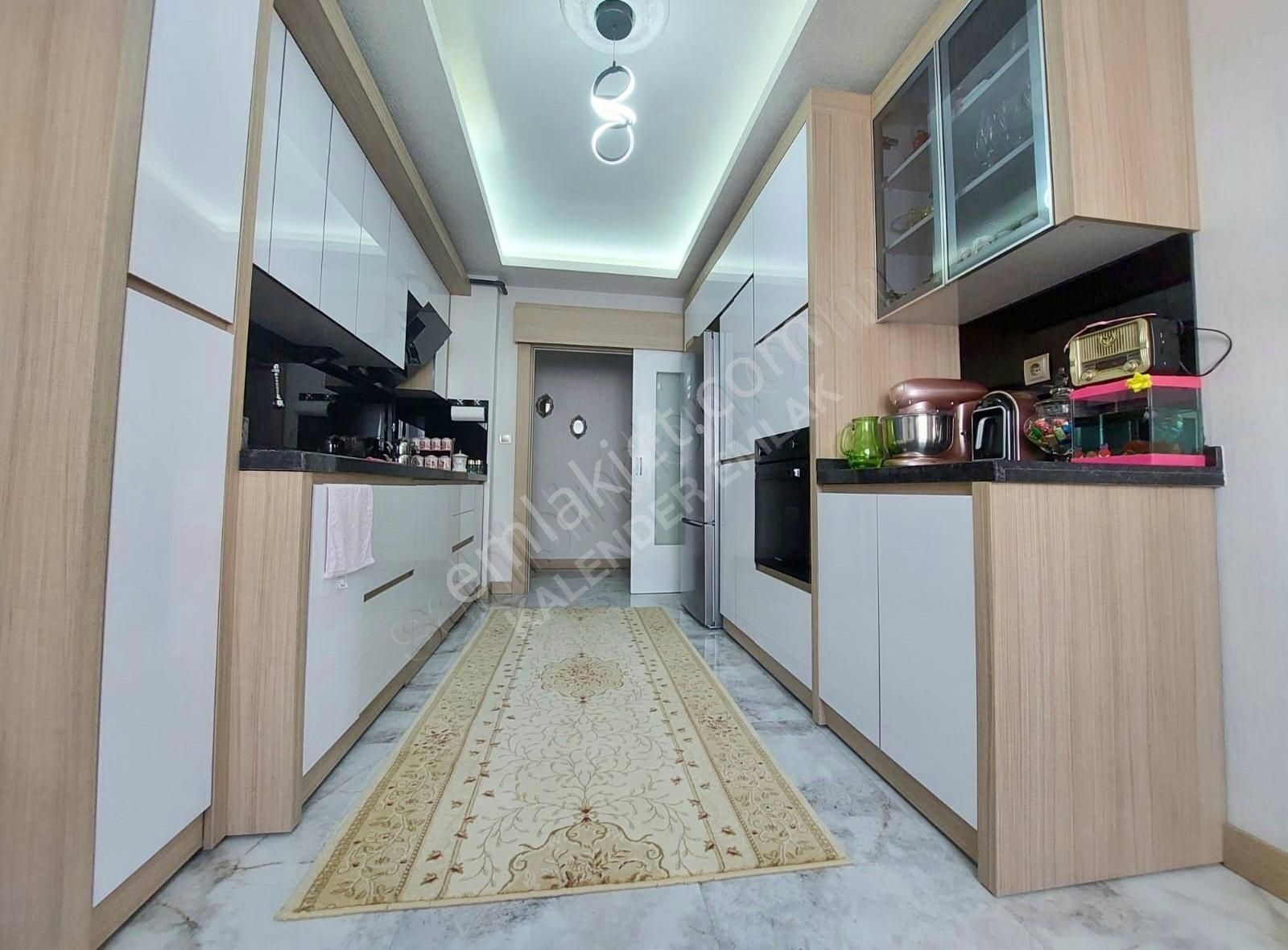 Etimesgut Yeşilova Satılık Daire YEŞİLOVA MAHALLESİ 3+1 140 M2 LÜX DAİRE