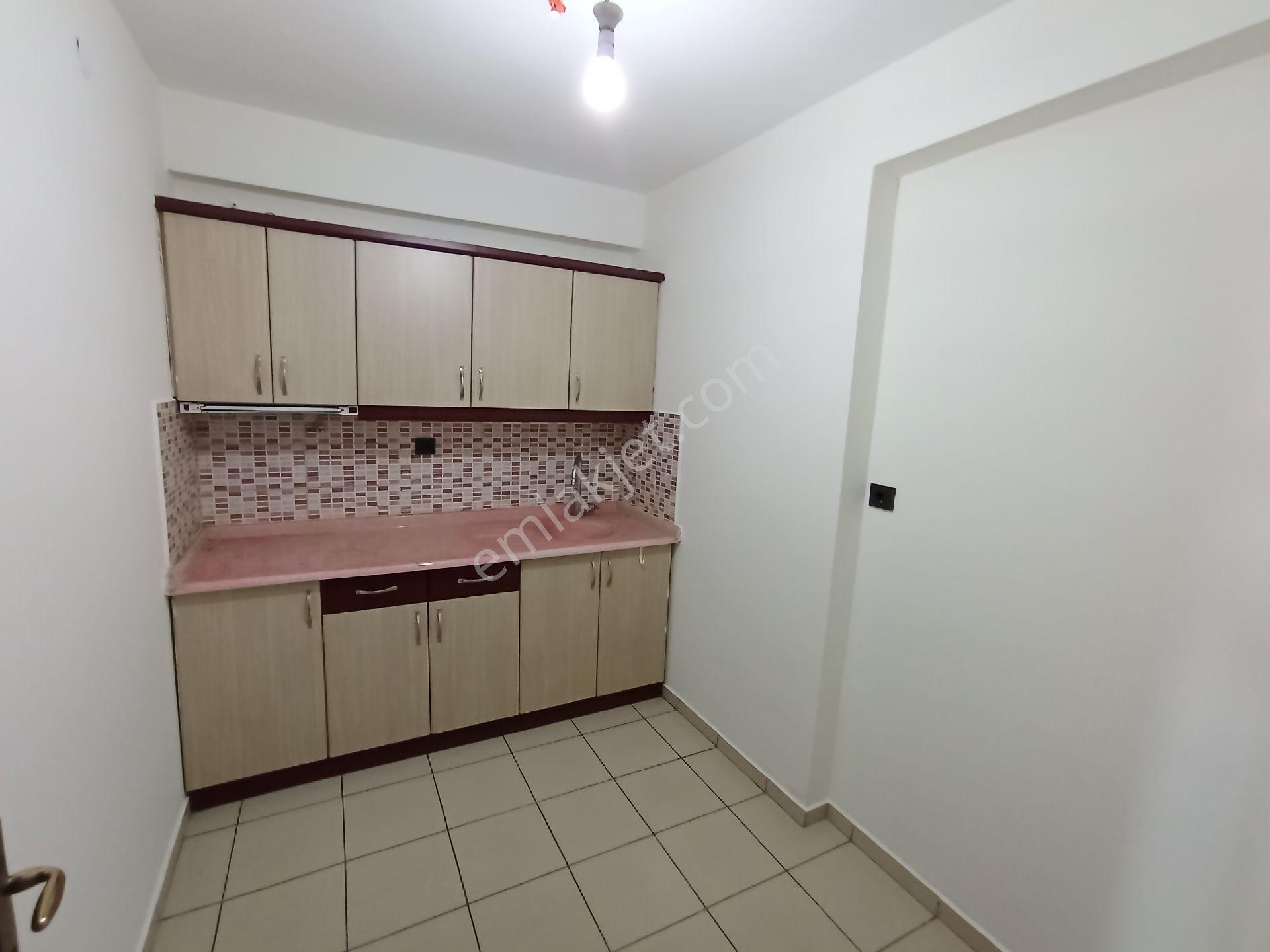 Kayseri Merkezde İçi Yapılı Banyolu Kiralık 2+1 Ofis & Büro - Görsel 10