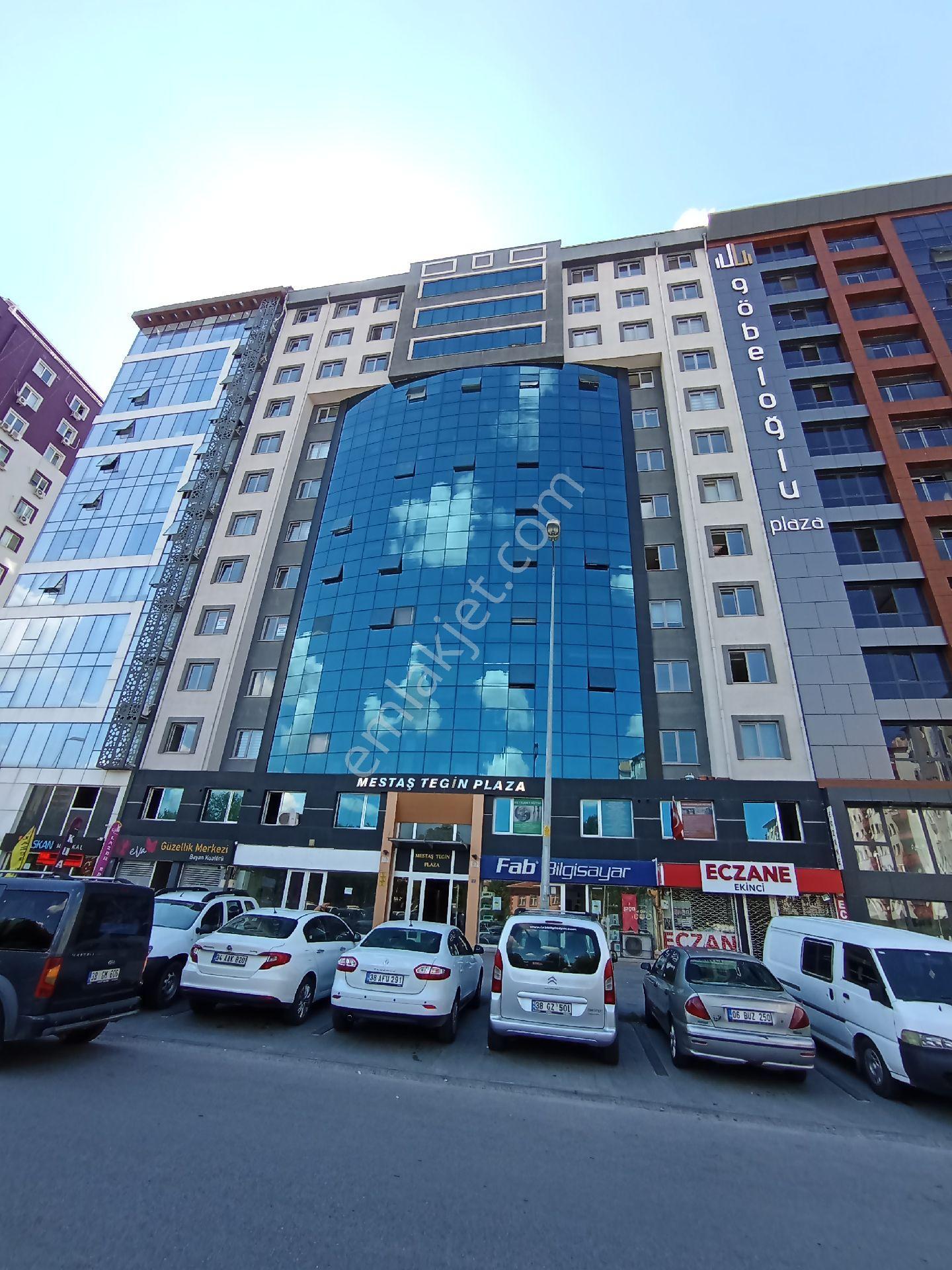 Kayseri Merkezde İçi Yapılı Banyolu Kiralık 2+1 Ofis & Büro - Görsel 16