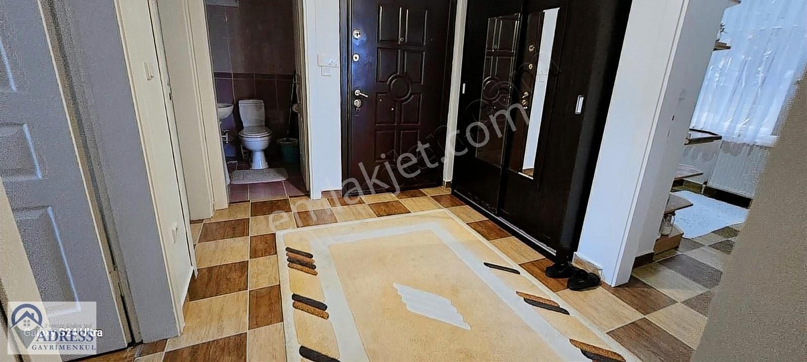 Ümraniye Mehmet Akif Kiralık Daire ELALMIŞ CADDESİ YAKINI FERAH YÜKSEK GİRİŞ DAİRE