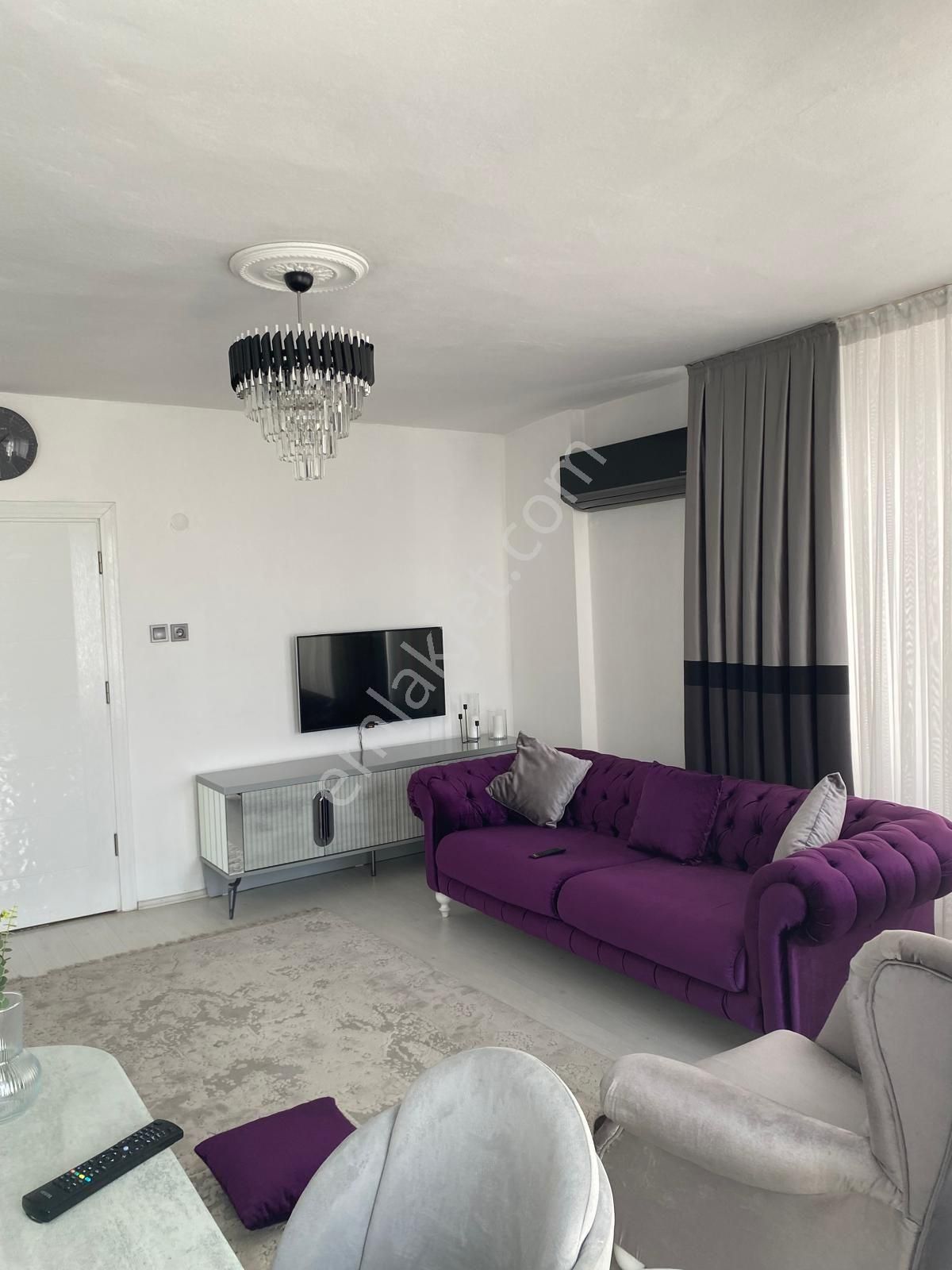 Antalya Da Şehrin Merkezinde İçi Yeni Yapılı Asansör Lu 2 Artı 1 Daire - Görsel 4