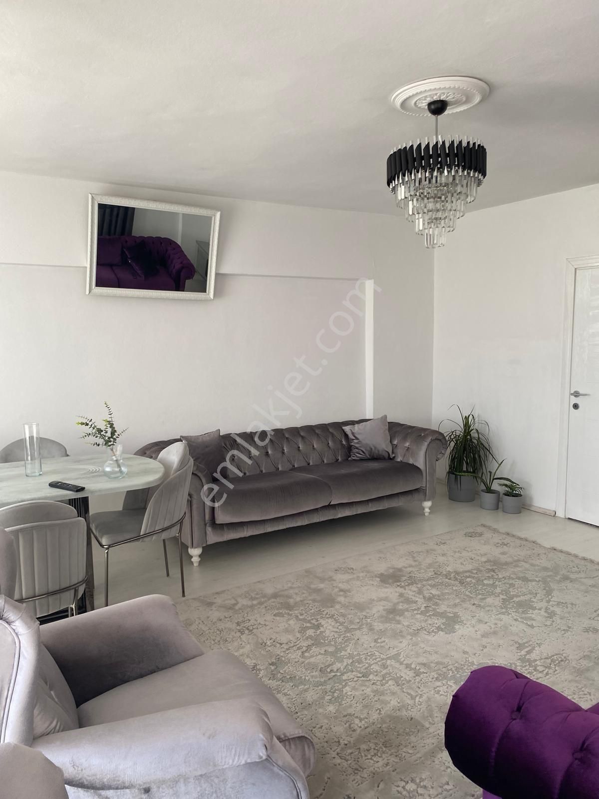 Antalya Da Şehrin Merkezinde İçi Yeni Yapılı Asansör Lu 2 Artı 1 Daire - Görsel 7