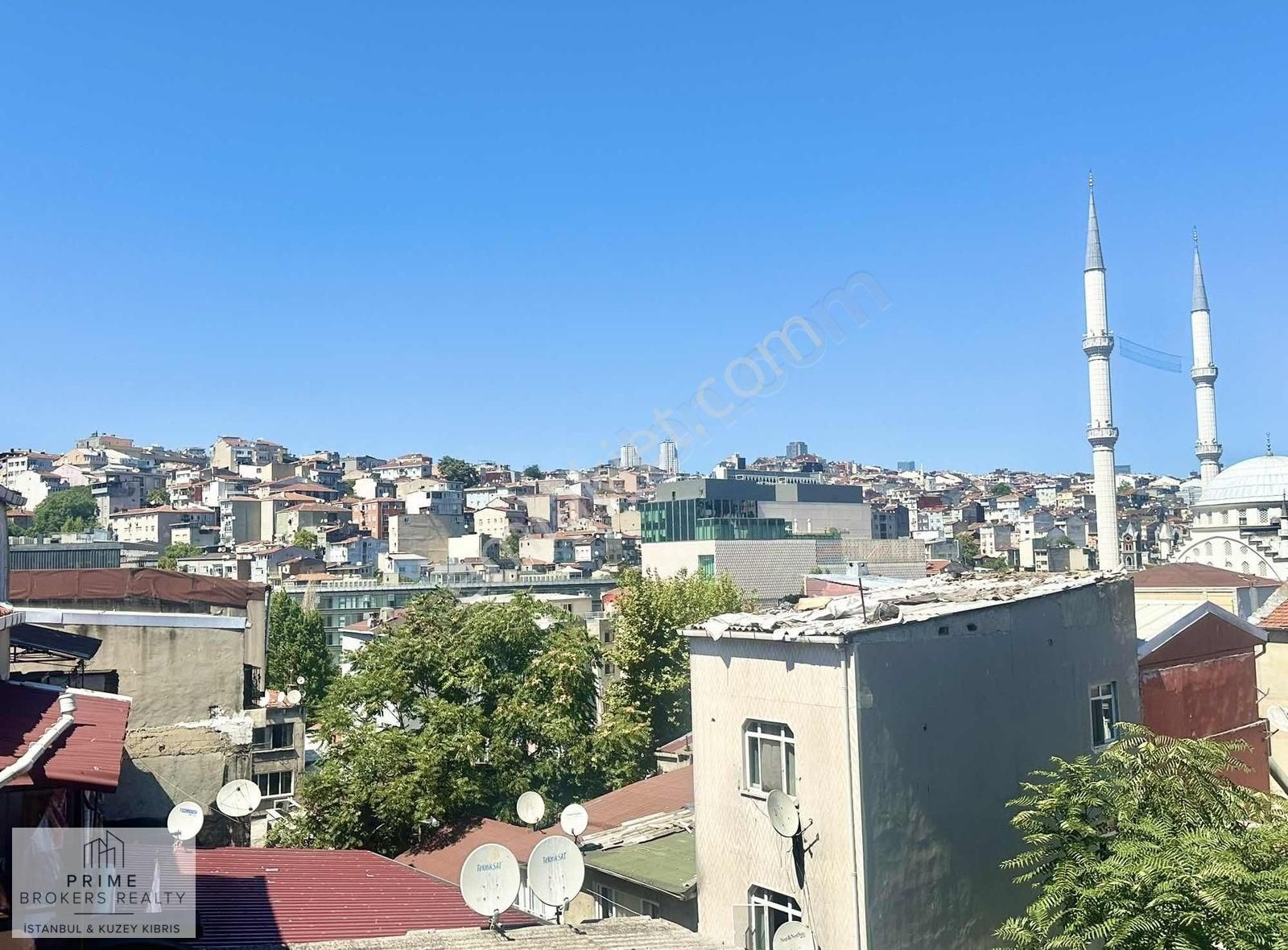 İstanbul Beyoğlu Kiralık Bina BEYOĞLU MERKEZDE AİRBNB YE UYGUN 7 ODALI TERASLI KİRALIK BİNA