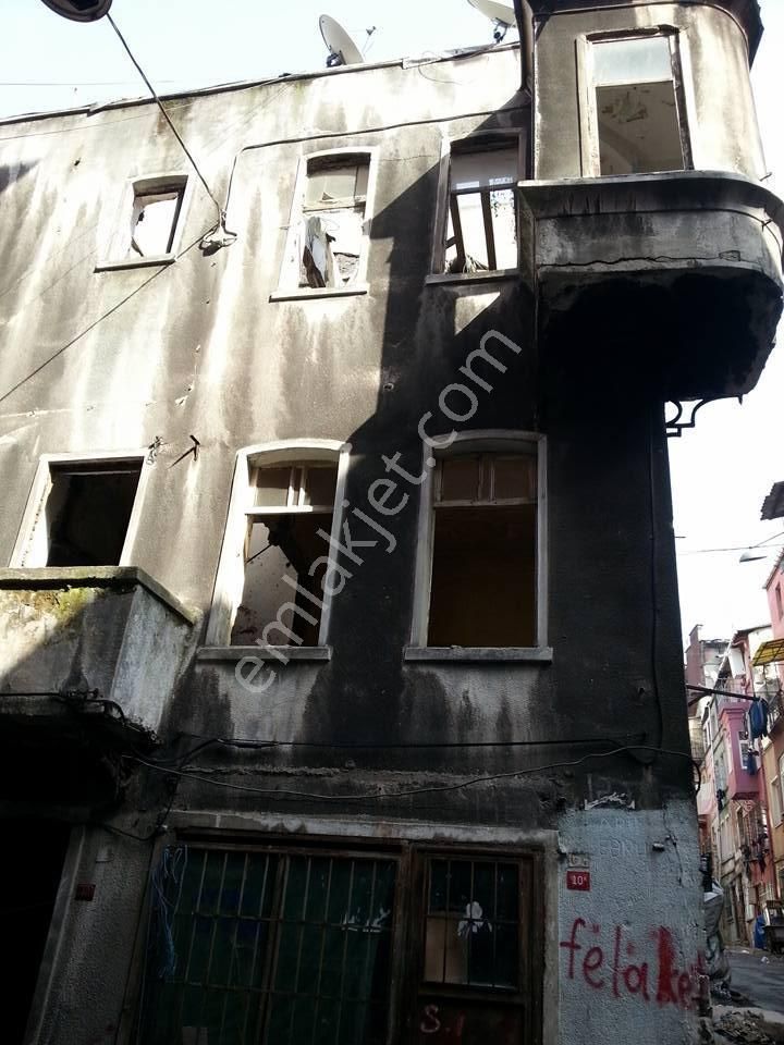 Beyoğlu -istanbul-tarlabaşı - Görsel 24
