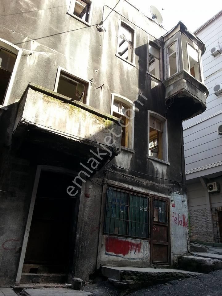 Beyoğlu -istanbul-tarlabaşı - Görsel 6