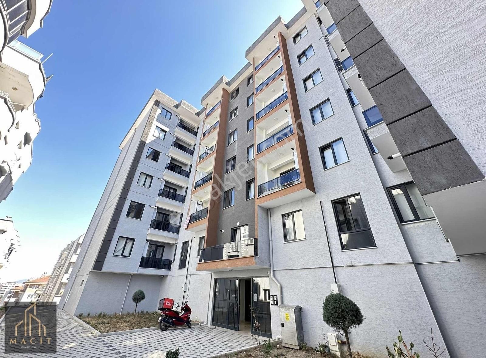 Nilüfer Dumlupınar Satılık Daire MACİTDEN GÖRÜKLE SERENİTY DE SATILIK 2+1 SATILIK ARAKAT DAİRE