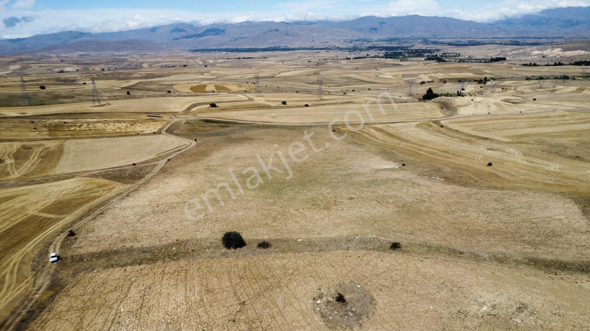 Bayburt Merkez Yolaltı Köyü Satılık Arazi BAYBURT'TA SATILIK 60 DÖNÜM ARAZİ