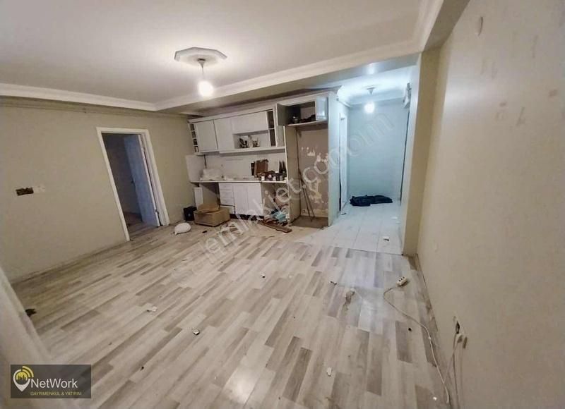 Şişli Gülbahar Satılık Daire FIRSAT ANA CADDEDE ARAKAT YÜKSEK KİRA GETİRECEK 1+1 DAİRE