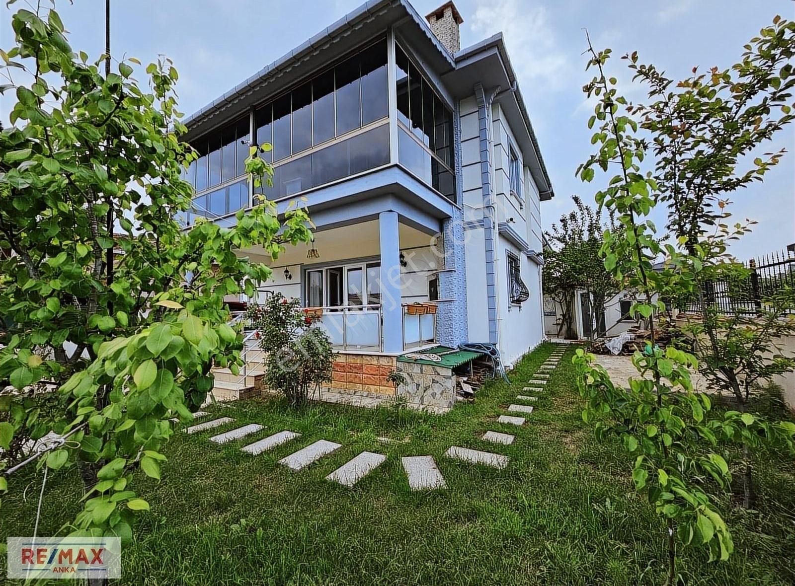 Şile Kumbaba Satılık Villa REMAX ANKA'DAN KUMBABA'DA 430 M2 MÜSTAKİL SATILIK VİLLA