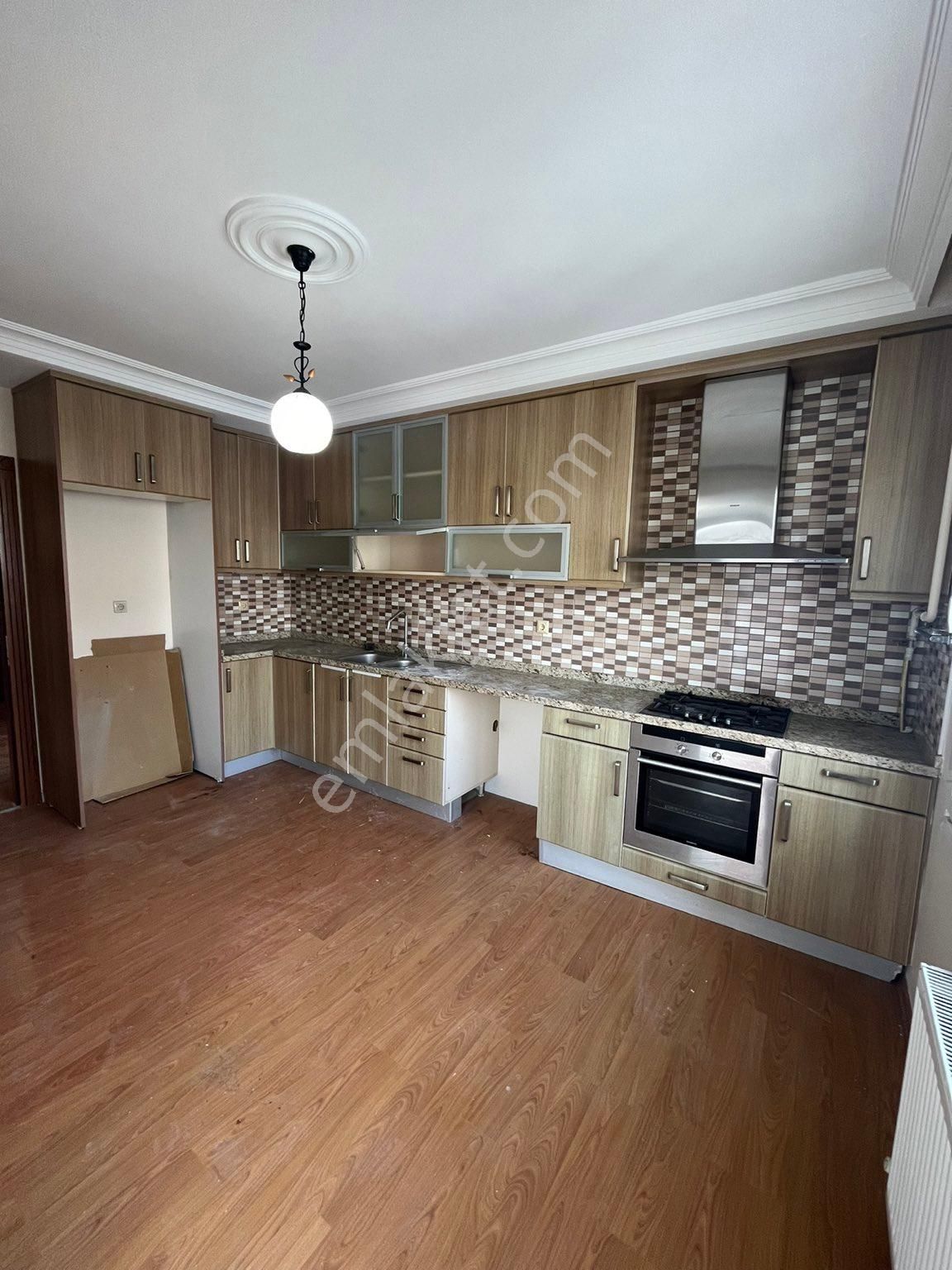 Çukurova Yurt Satılık Daire YURTTA MASRAFSIZ K. MUTFAKLI GENİŞ 4+1 SATILIK DAİRE