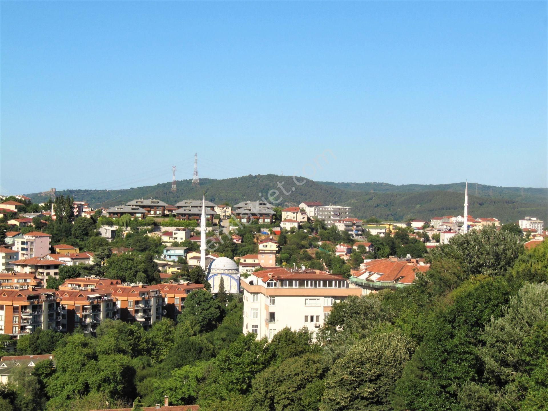 Sarıyer Tarabya Kiralık Daire  Tarabya'da Metroya Çok Yakın Villa Tadında Boş Tripleks Daire