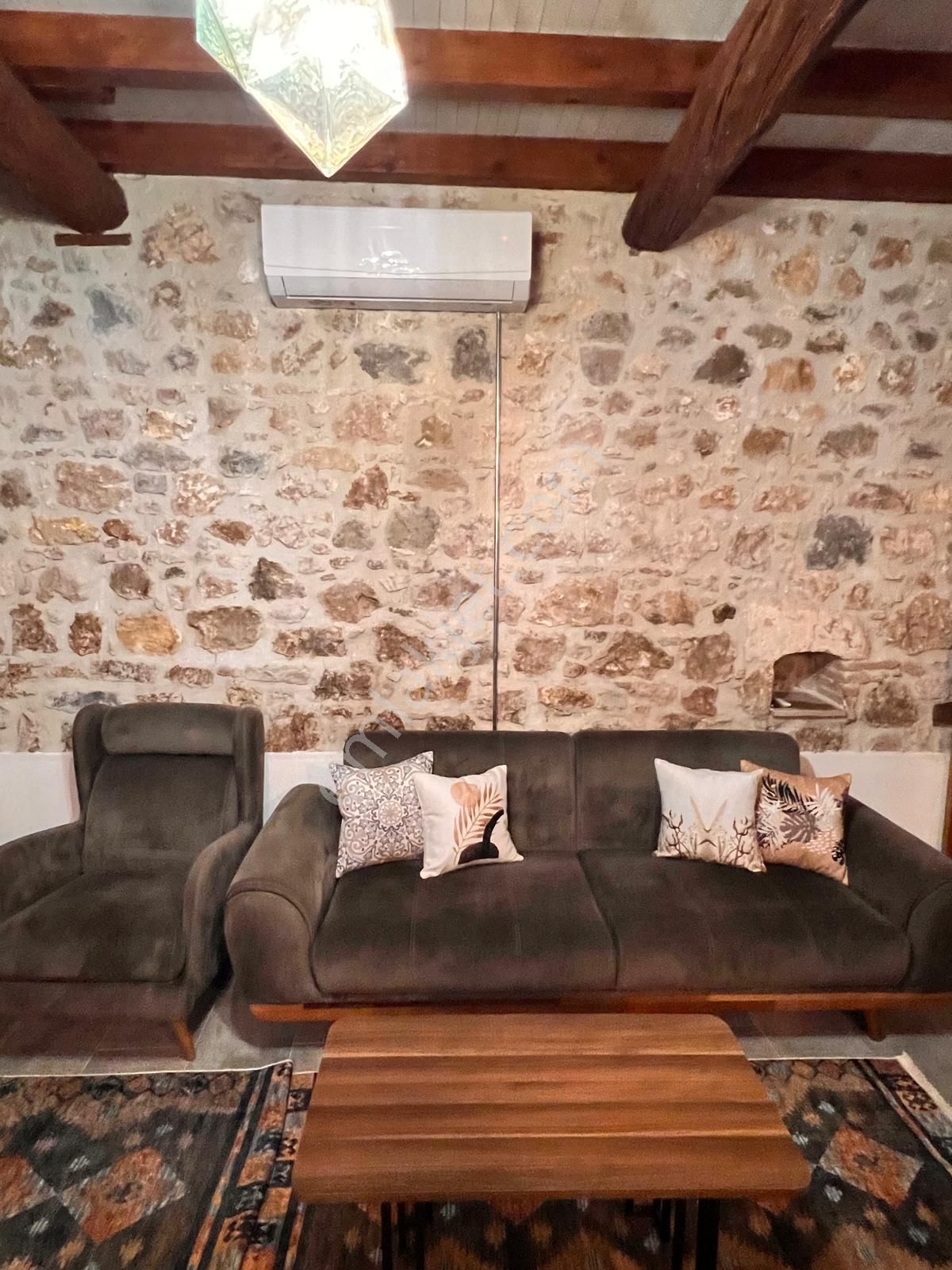 Ayvada'dan Ayvalık Merkez'de Avlulu 2 Katlı Taş Rum Evi - Görsel 10