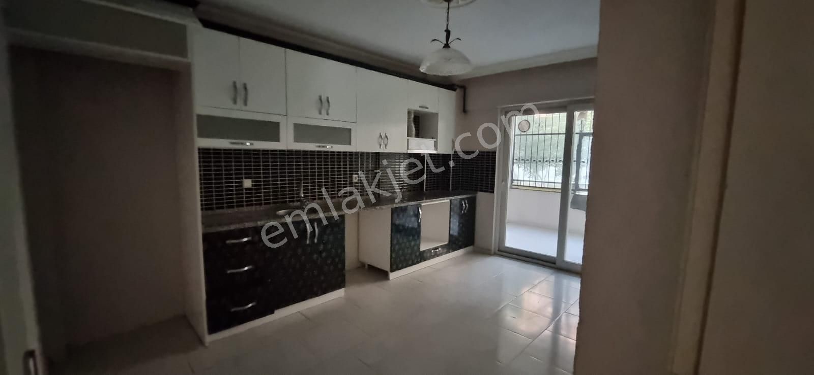 Tombul Emlaktan Yeşil Mahallede Kiralık 4+1 Daire