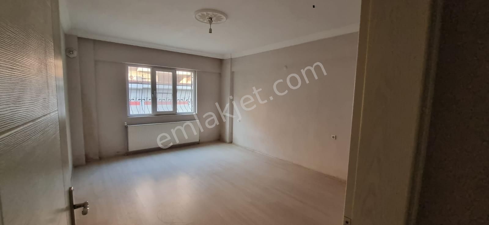 Tombul Emlaktan Yeşil Mahallede Kiralık 4+1 Daire - Görsel 3