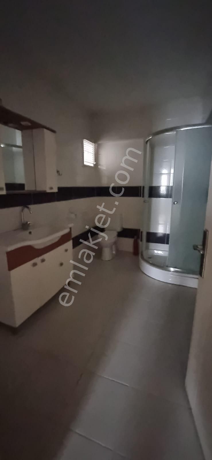 Tombul Emlaktan Yeşil Mahallede Kiralık 4+1 Daire - Görsel 5