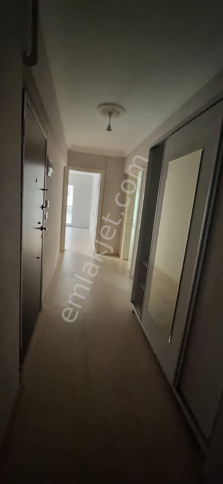 Tombul Emlaktan Yeşil Mahallede Kiralık 4+1 Daire - Görsel 9