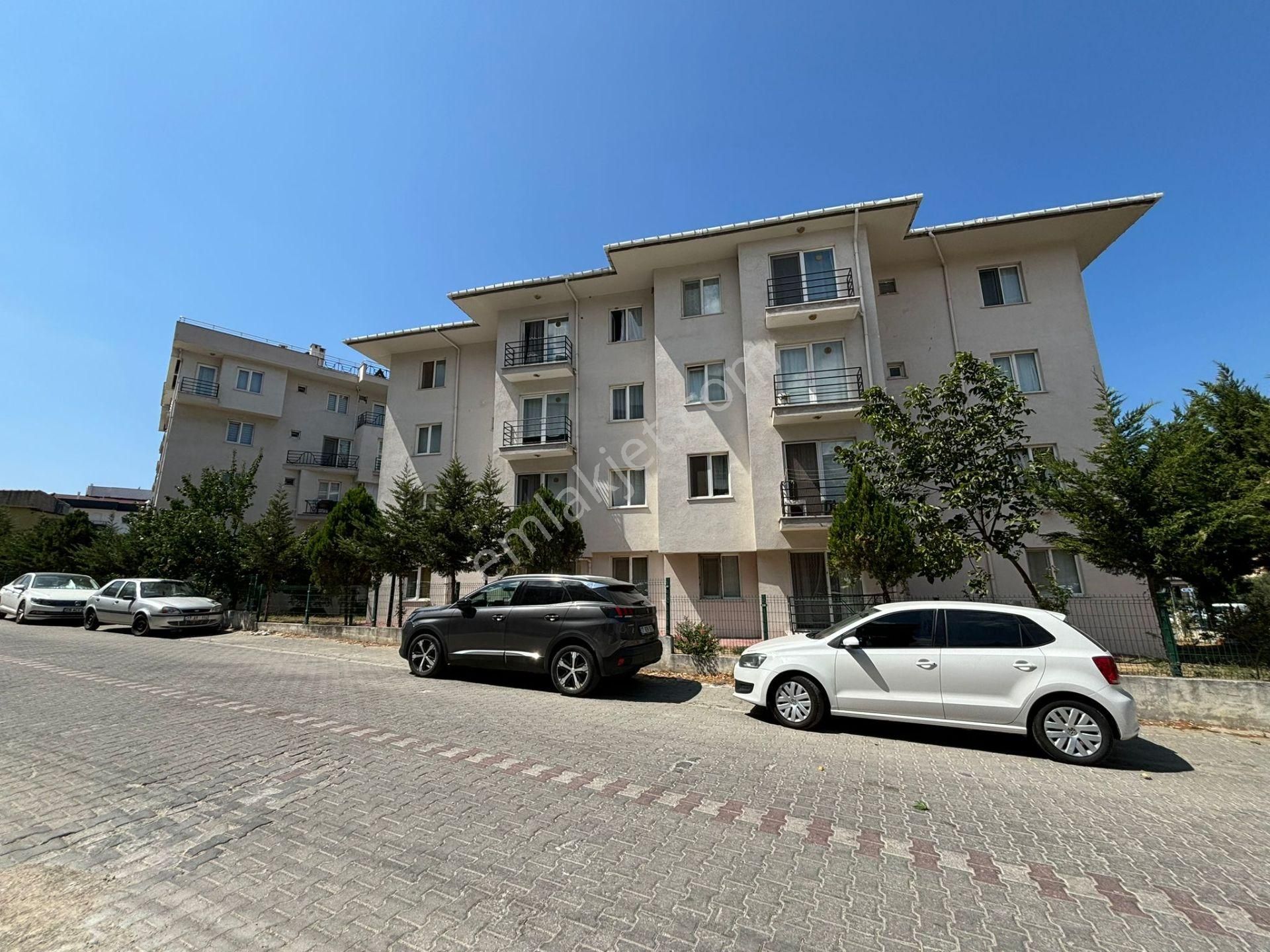 Çanakkale Merkez Kepez Bld. (Cumhuriyet) Satılık Daire  ÇANAKKALE MERKEZ KEPEZDE SATILIK 1+1 DAİRE