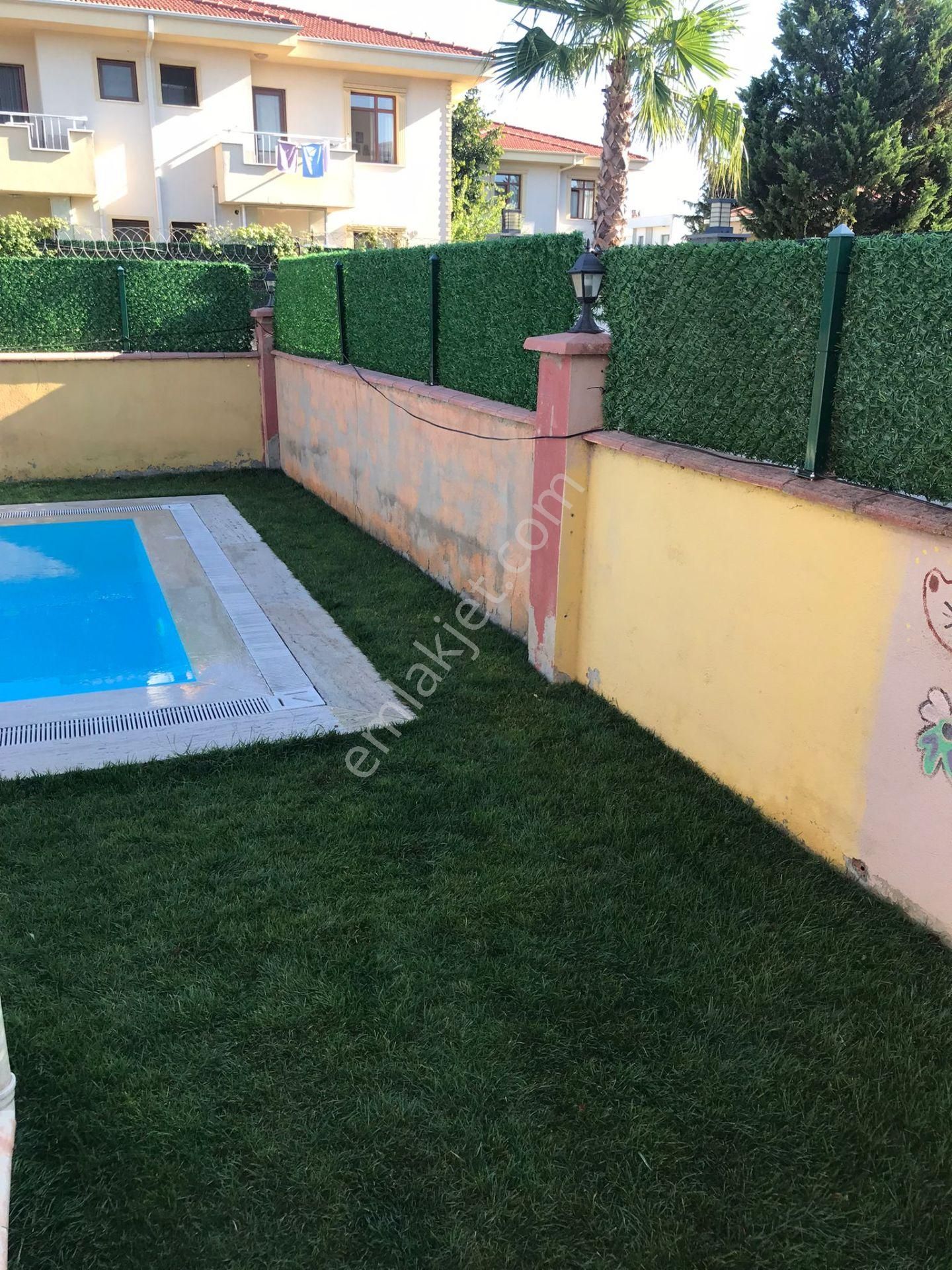 Şile Kumbaba Kiralık Villa  ŞİLE KUMBABADA MÜSTAKİL VİLLA  BAHÇELİ EŞYALI KİRALIK 3+1 