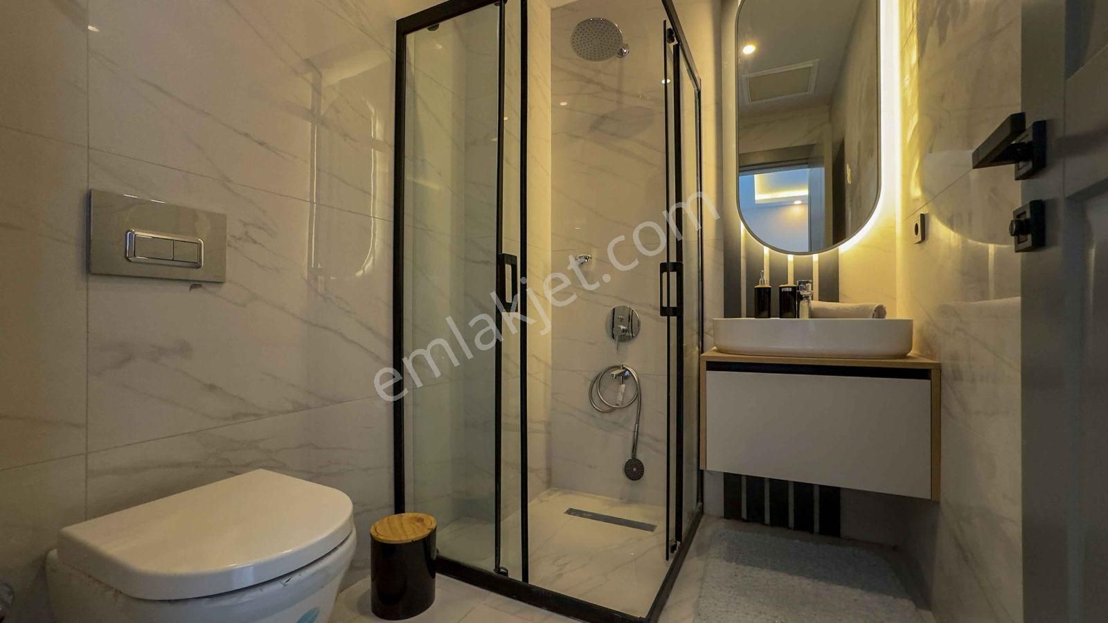 Kuşadası Merkezde Full Manz. Özel Havuz Lüx 4+1 Villa - Görsel 26