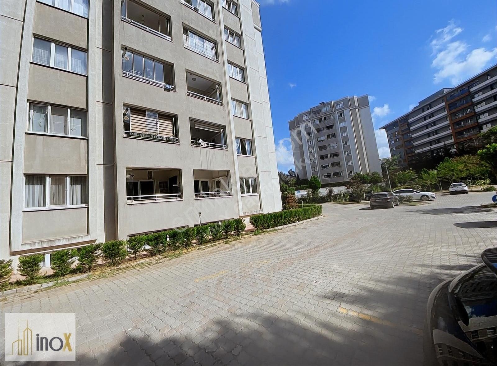 Pendik Yenişehir Satılık Daire Pendik Kurtköy Önderkent Sitesi 2' de Satılık Geniş 3+1