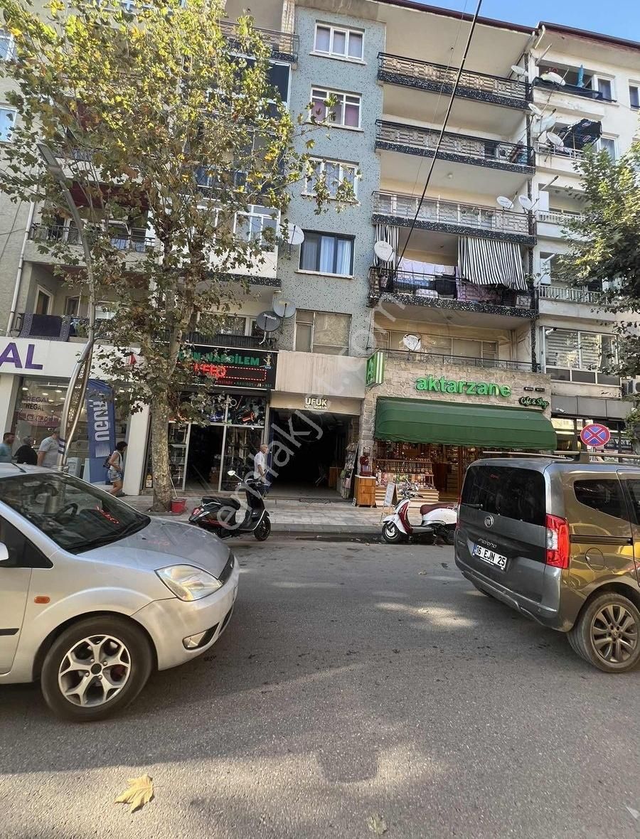 Yalova Merkez Süleyman Bey Satılık Dükkan & Mağaza YALOVA MERKEZ İSTANBUL CADDESİNDE SATILIK FIRSAT DÜKKAN