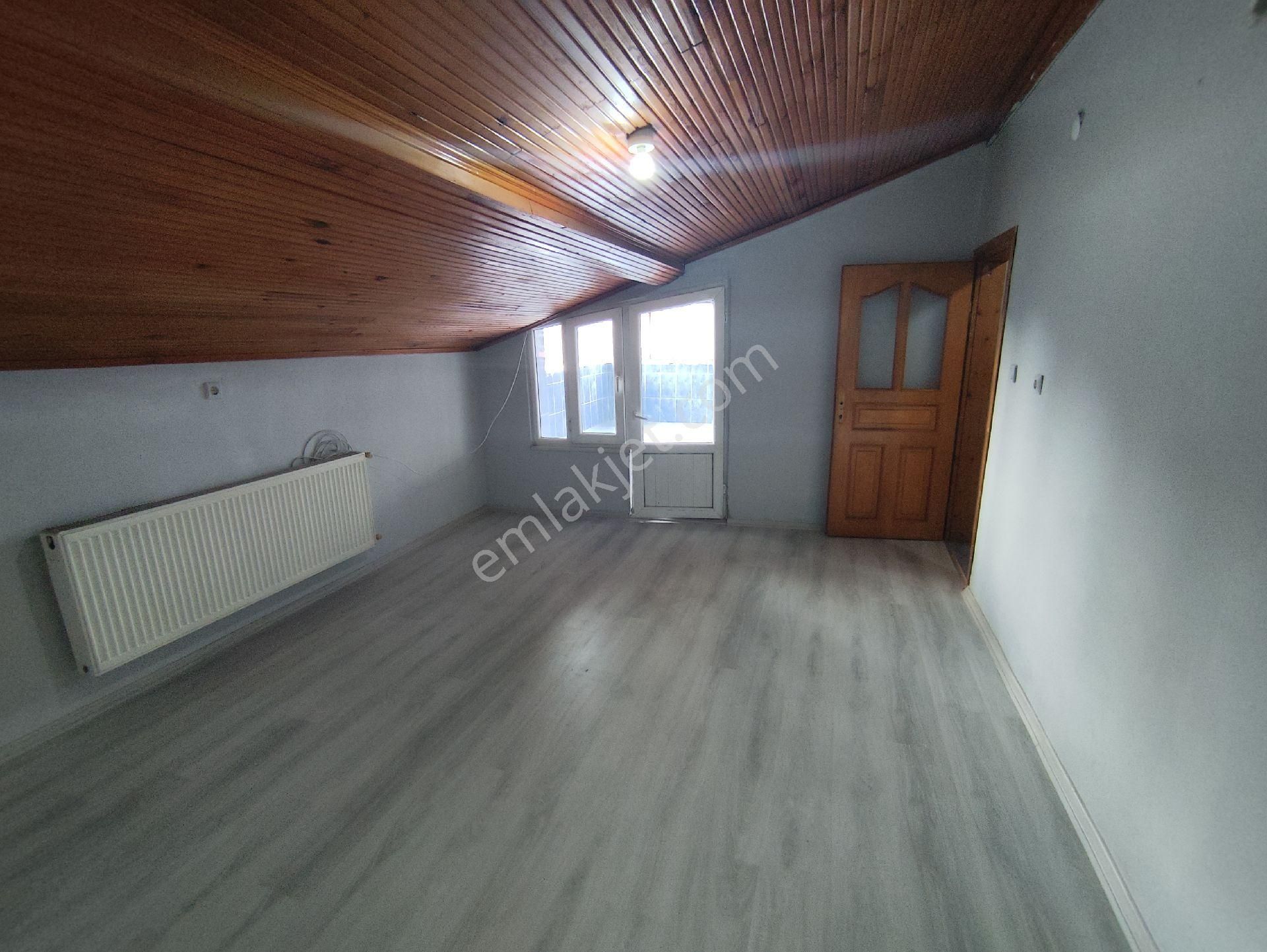 Kağıthane Yahya Kemal Kiralık Daire ÖZZİRVE EMLAKTAN AHYAKEMALDE KİRALIK DAİRE 