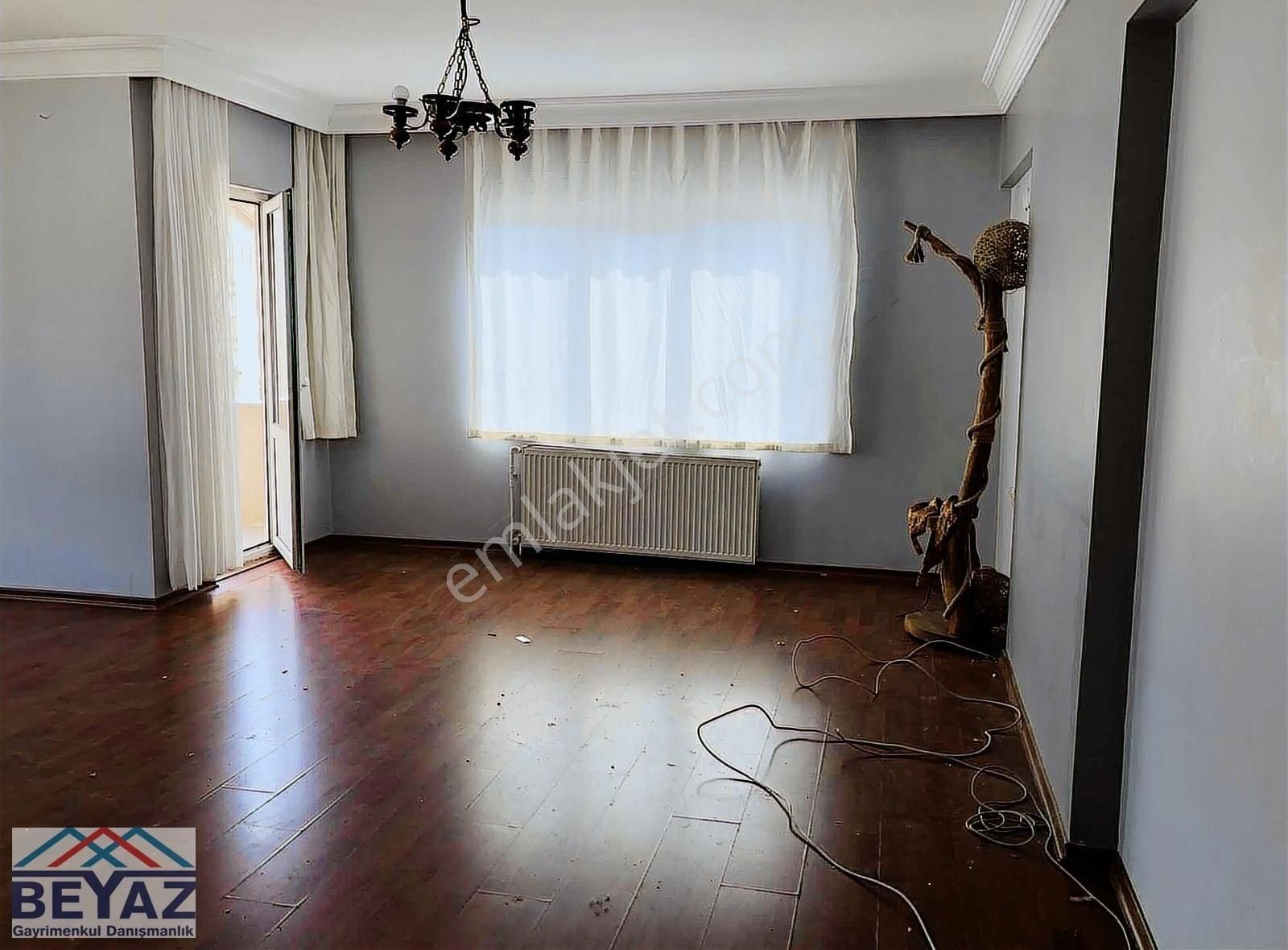 Tuzla İstasyon Kiralık Daire 3+1 GENİŞ HAVUZLU SİTEDE KİRALIK