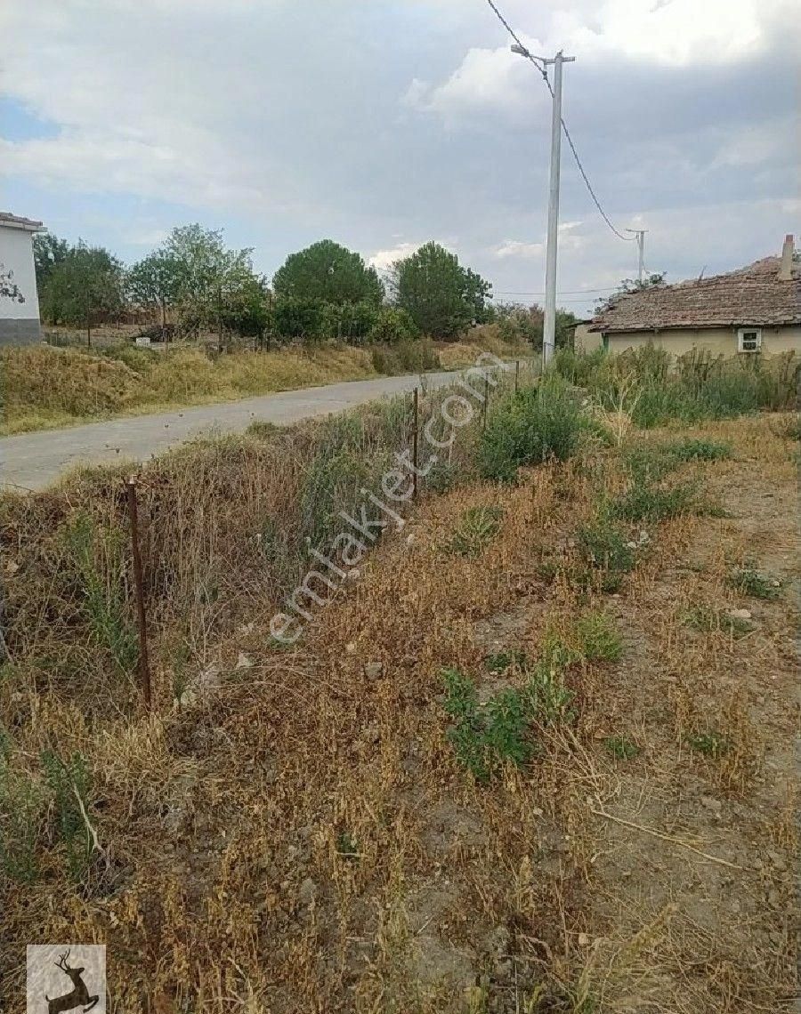 Uzunköprü Balaban Köyü Satılık Konut İmarlı KARACA EMLAKTAN KÖY İÇİNDE YOL KENARINDA EV VE ARSASI