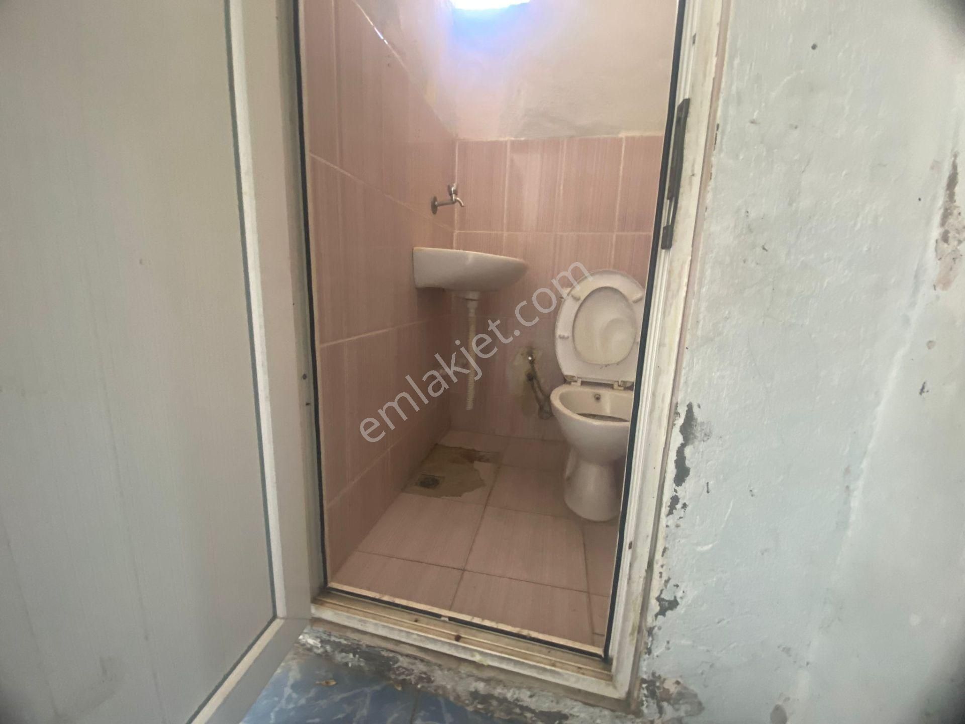 Acill Konak Saygı Mah.de Toros Meydan Yakını 2 Katlı Komple Satılık Müstakil Ev - Görsel 23