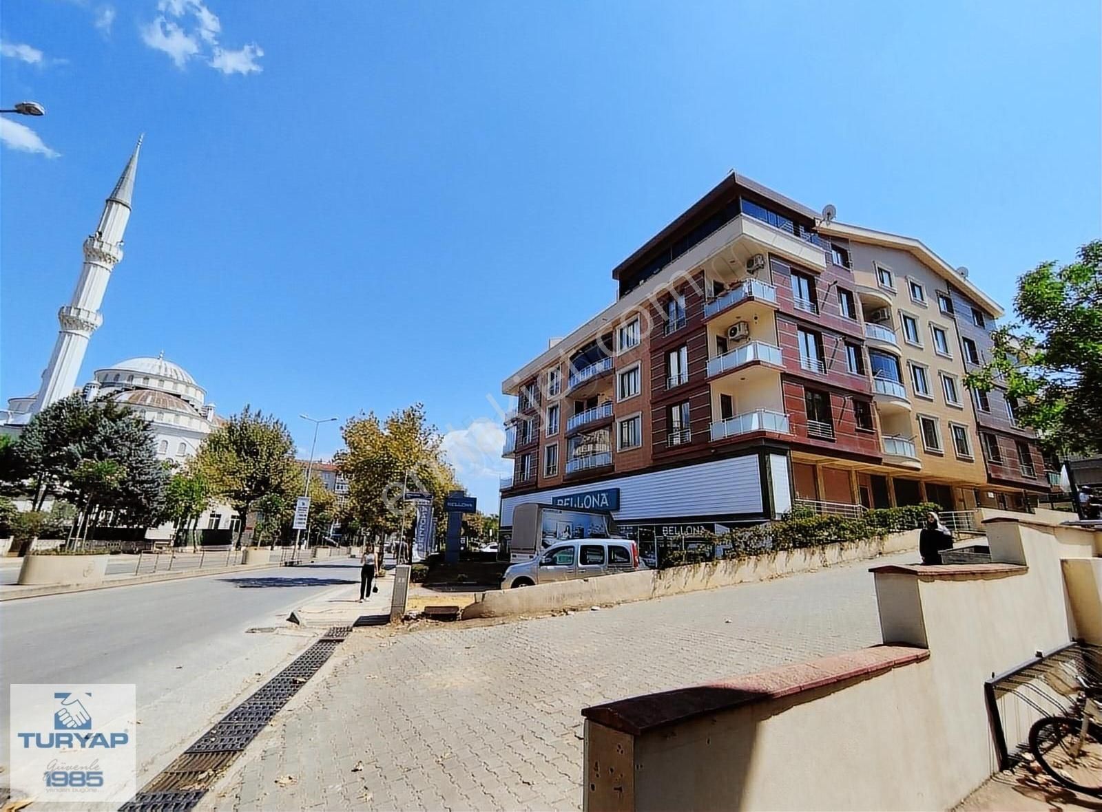 Yalova Merkez Kazım Karabekir Satılık Daire TURYAP'TAN; MERKEZDE, VEGA AVM YANI, GENİŞ 3+1, SATILIK DAİRE