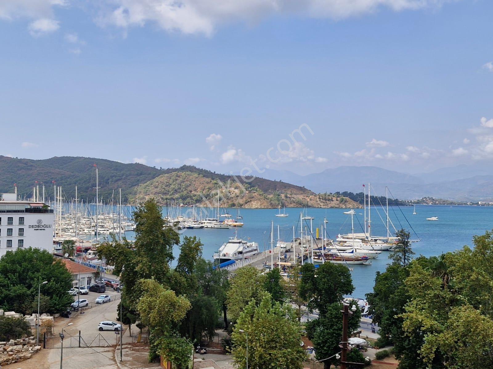 Fethiye Karagözler Satılık Müstakil Ev  Fethiye Karagözlerde Muhteşem Deniz Manzaralı Müstakil Ev 