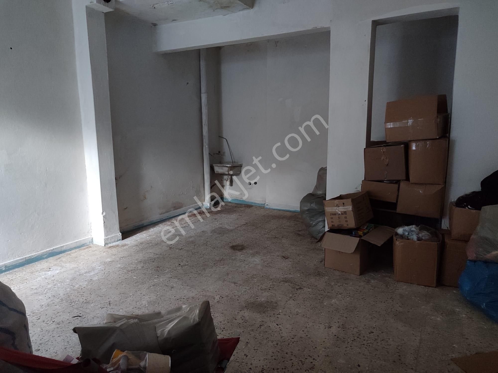 Beyoğlu Kaptanpaşa Kiralık Genel  BEYOĞLU KASIMPAŞA KAPTANPAŞA'DA, SİTE İÇİNDE, 45M2 GİRİŞKAT KİRALIK İŞYERİ - SÖZGEN'DEN