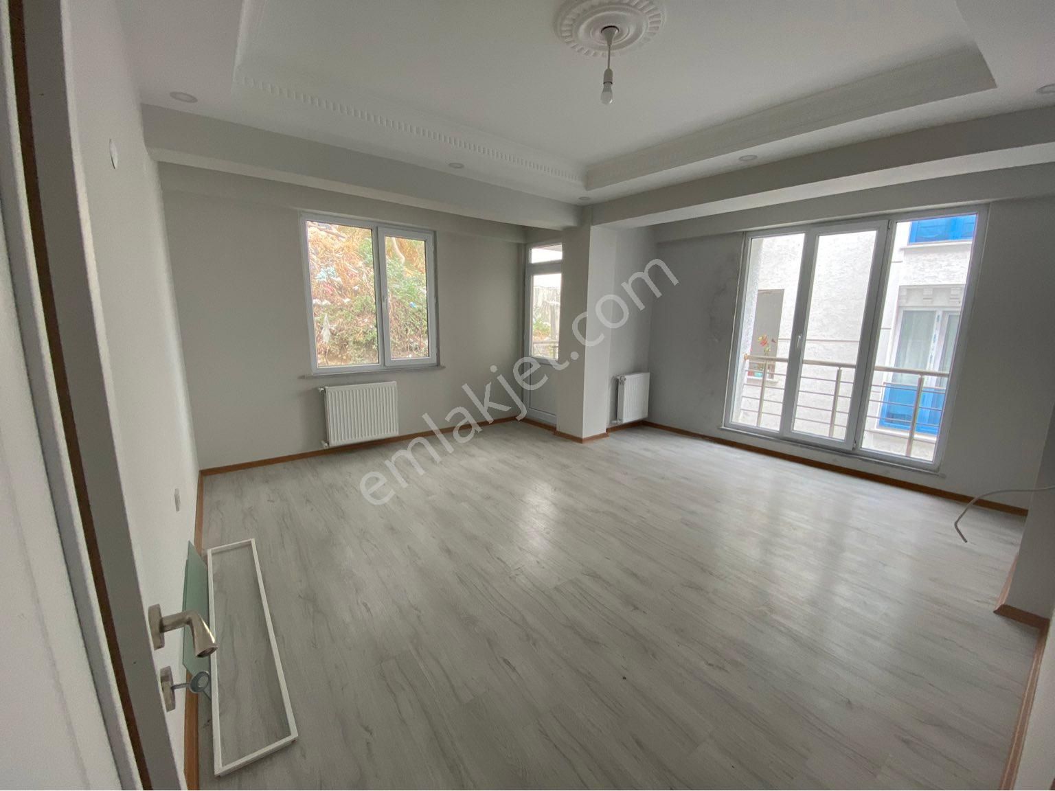 Başakşehir Altınşehir Satılık Daire SATILIK ARAKAT 2+1 90m2 ERAY İNŞAAT EMLAK