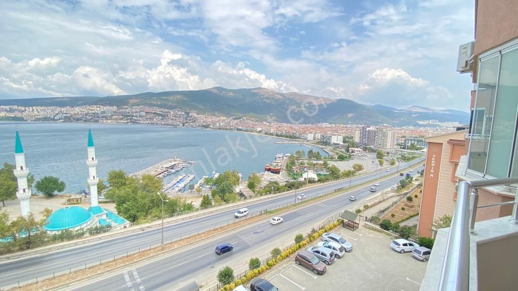 Gemlik Hisar Satılık Daire  GEMLİK HİSAR MAH. DENİZ MANZARALI 3+1 SATILIK DAİRE