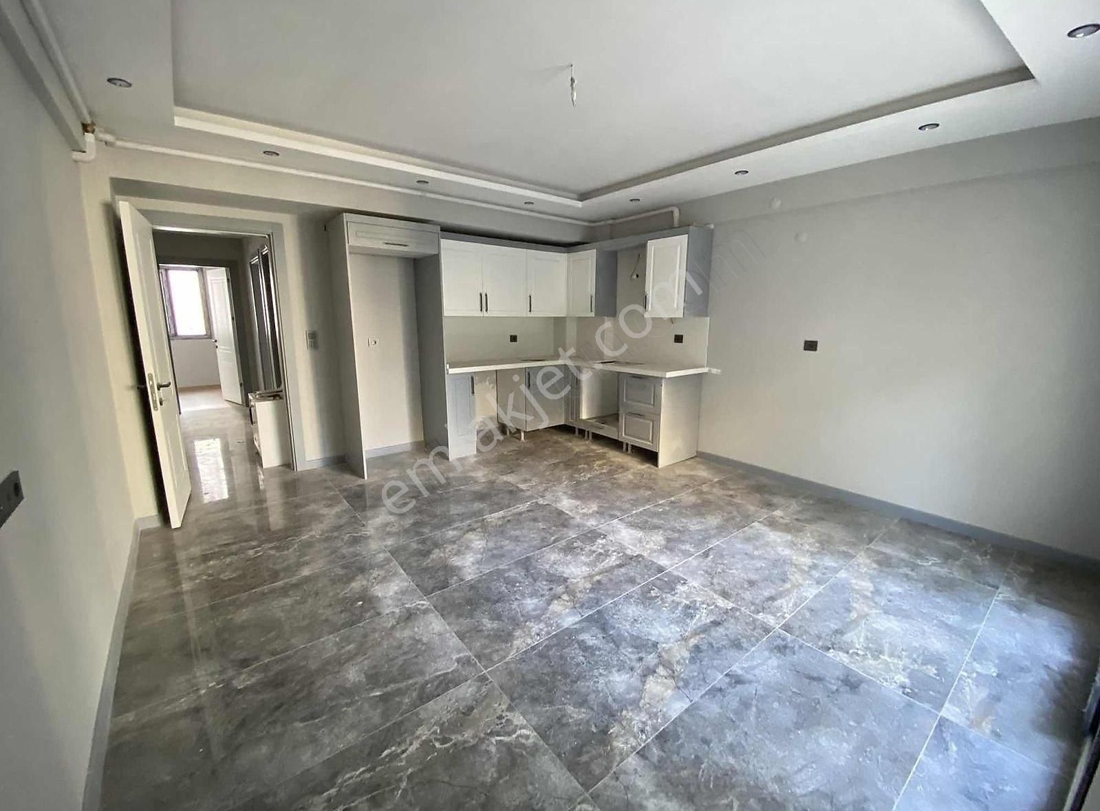 Yunusemre Akmescit Satılık Daire AKMESCİT MAHALLESİNDE 3+1 AÇIK MUTFAK 1.BALKON SIFIR DAİRE