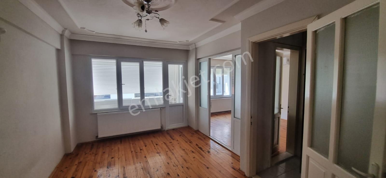 Nazilli Altıntaş Kiralık Daire  Tombul emlaktan aydoğdu mahallesinde 3+1 kiralık daire