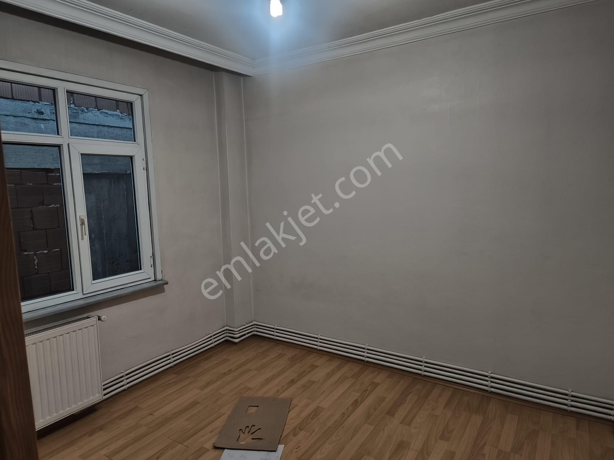 Bahçelievler Hürriyet Kiralık Daire  bahcelievler hürryet mah cadde üzerinde 2+1 satılık daire