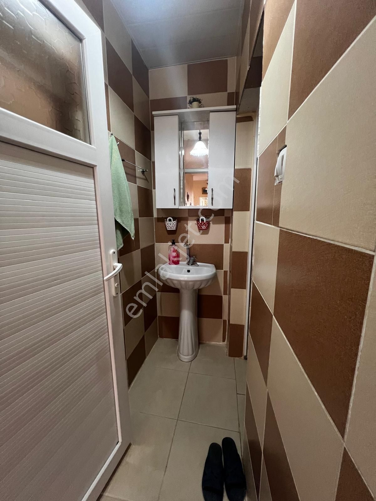 İsmetpaşa Mahallesinde 3+1 3 Katlı Satılık Müstakil Ev - Görsel 10