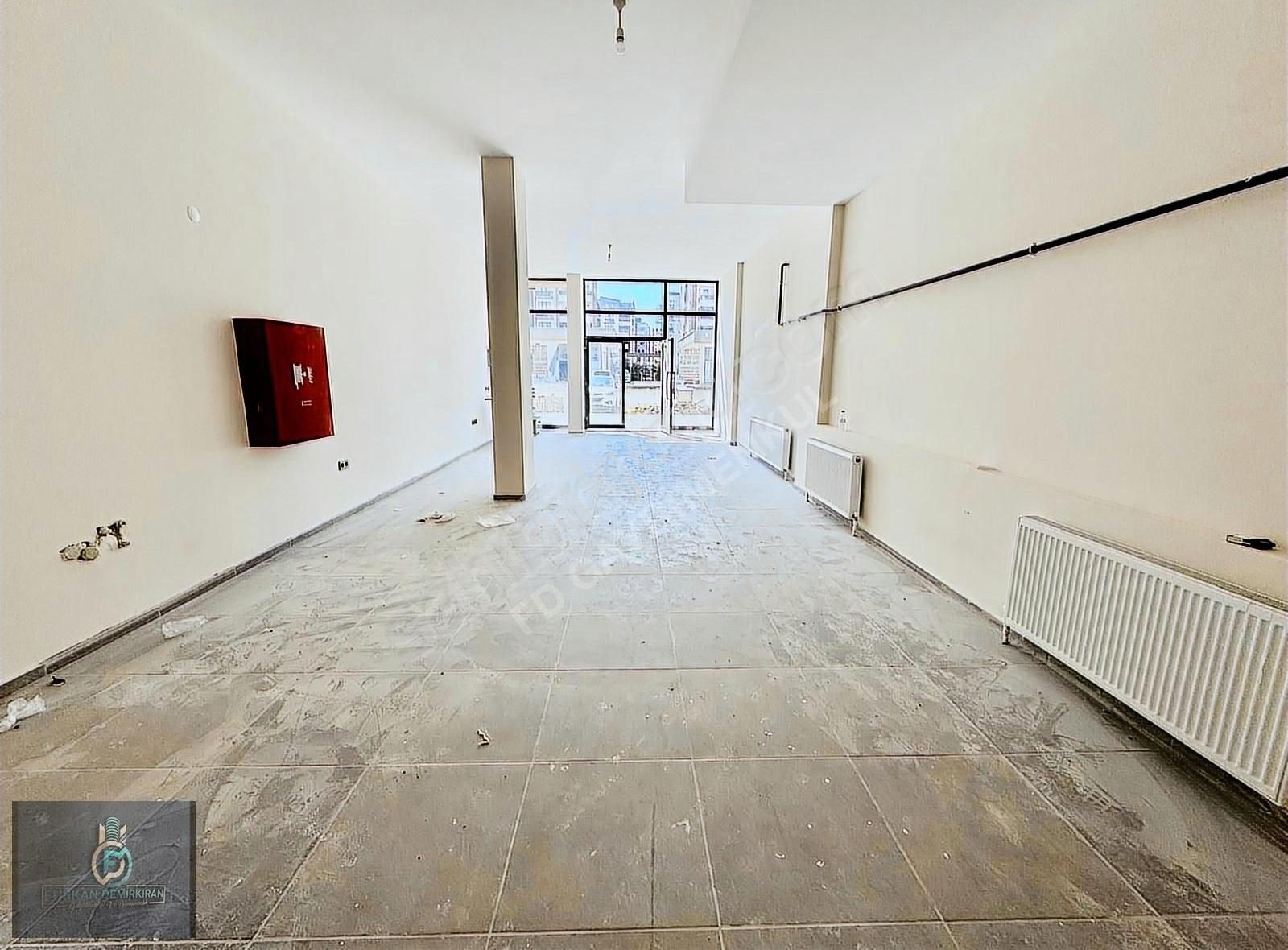 Nilüfer Balkan Kiralık Dükkan & Mağaza BALKAN NAİM SÜLEYMANOĞLU BULVARINDA KİRALIK 80M² DÜZ AYAK DÜKKAN