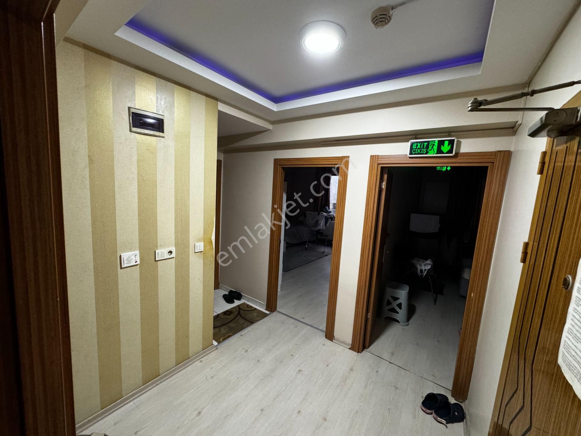 Metrobüse 5dk Eşyalı Paylaşımlı Yurt Konseptinde Apart Odalar - Görsel 22