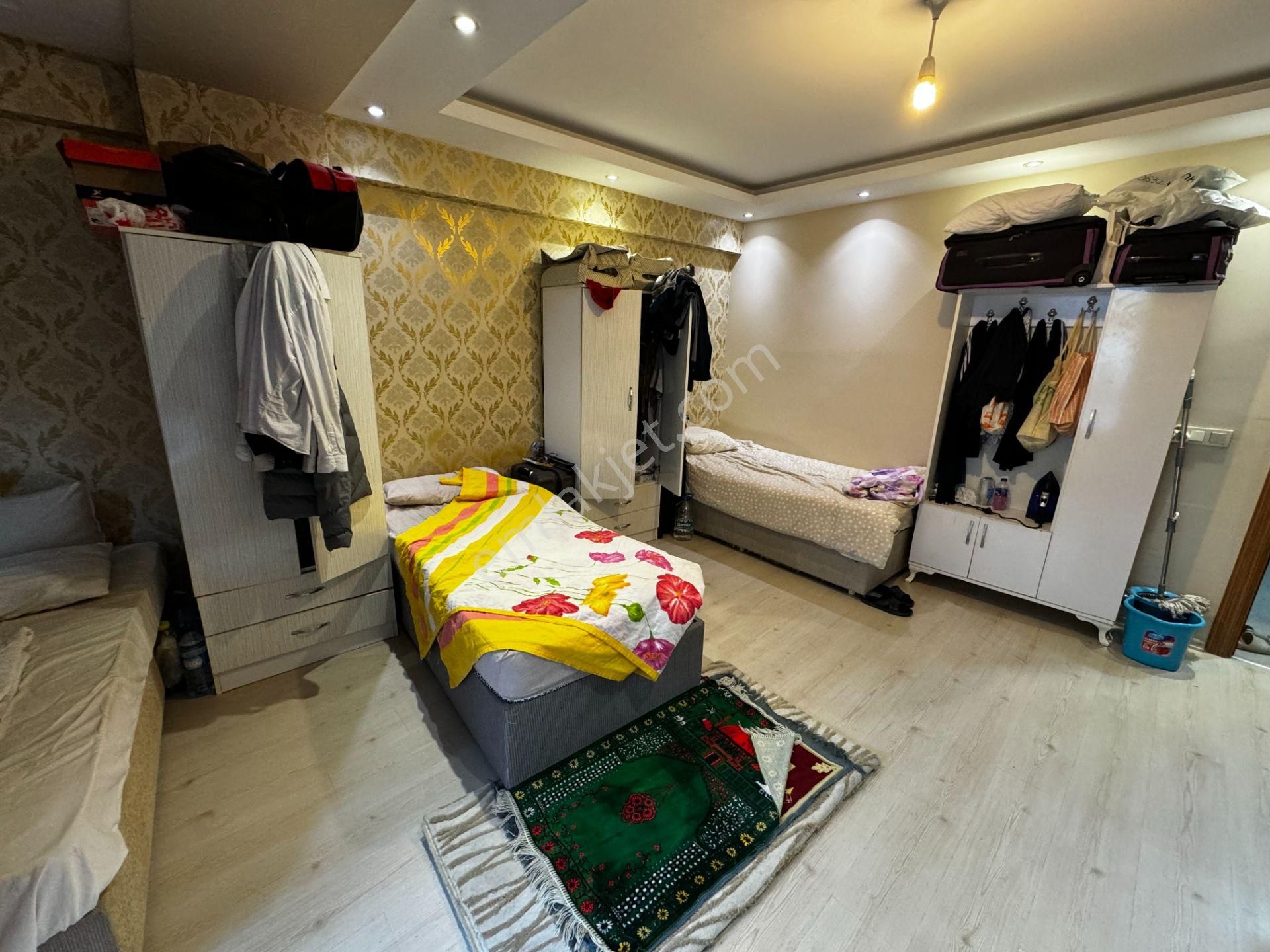 Metrobüse 5dk Eşyalı Paylaşımlı Yurt Konseptinde Apart Odalar - Görsel 21