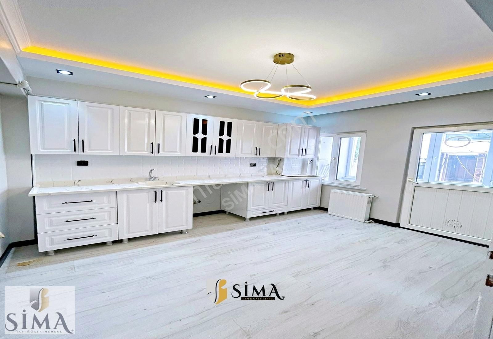 Esenyurt İstiklal Satılık Daire  SİMA YAPI'DAN MERKEZİ KONUMDA 3+1 135M2 ACİL SATILIK DAİRE