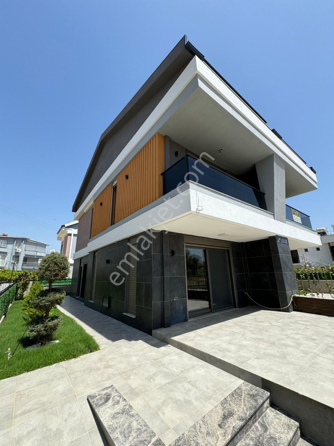 Didim Mersindere Satılık Villa Aydın Didim’de Denize 150 metre mesafede 3+1 Ayrı Mutfak Villa