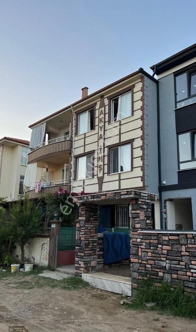 Karasu Yalı Satılık Daire KARASUDA 85METRE2  DENİZE ÇOK YAKIN FIRSAT DAİRE