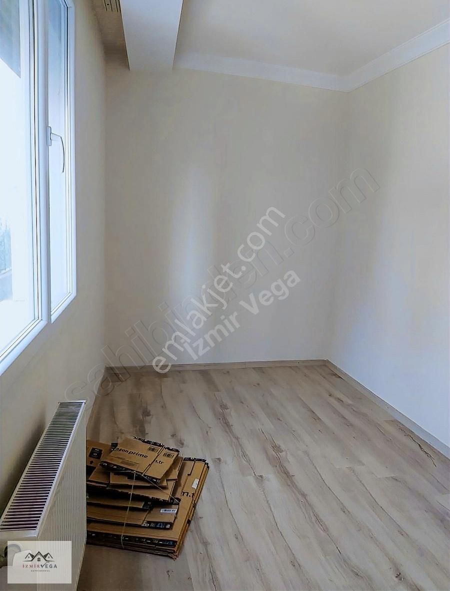 Menderes Mithatpaşa Satılık Daire MENDERES'TE SATILIK 2+1 DAİRE