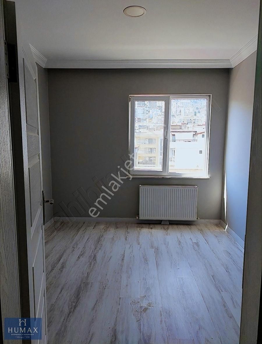 Giresun Merkez Teyyaredüzü Satılık Daire TEYYAREDÜZÜ MAHALLESİNDE SAHİLE YAKIN 4+1 150M2 DAİRE