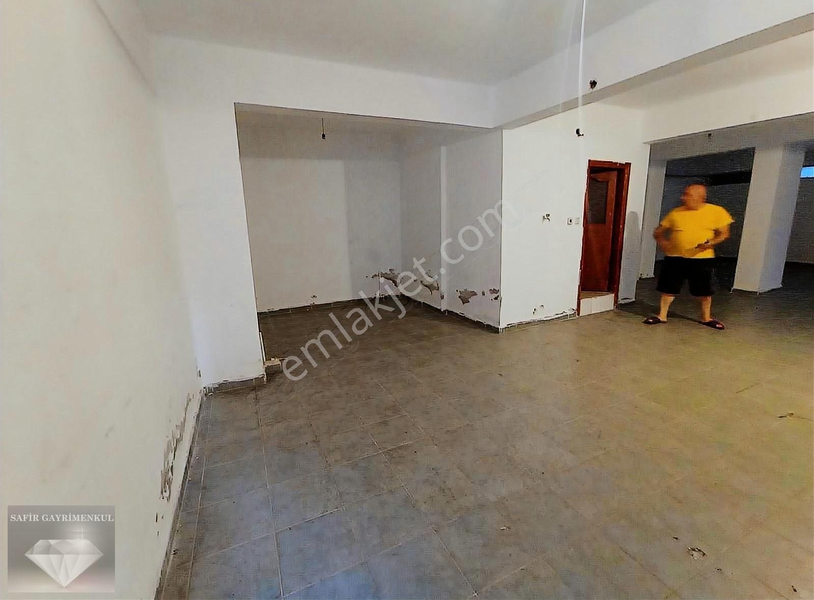 Ümraniye İnkılap Kiralık Dükkan & Mağaza SAFİR GAYRİMENKUL HER İŞE UYGUN 130 M2