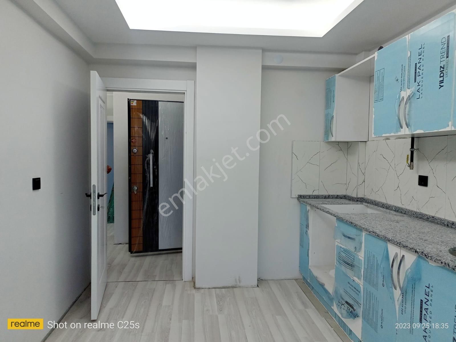 Tepebaşı Fevziçakmak Satılık Daire  FEVZİÇAKMAK MAHALLESİNDE SATILIK 2+1