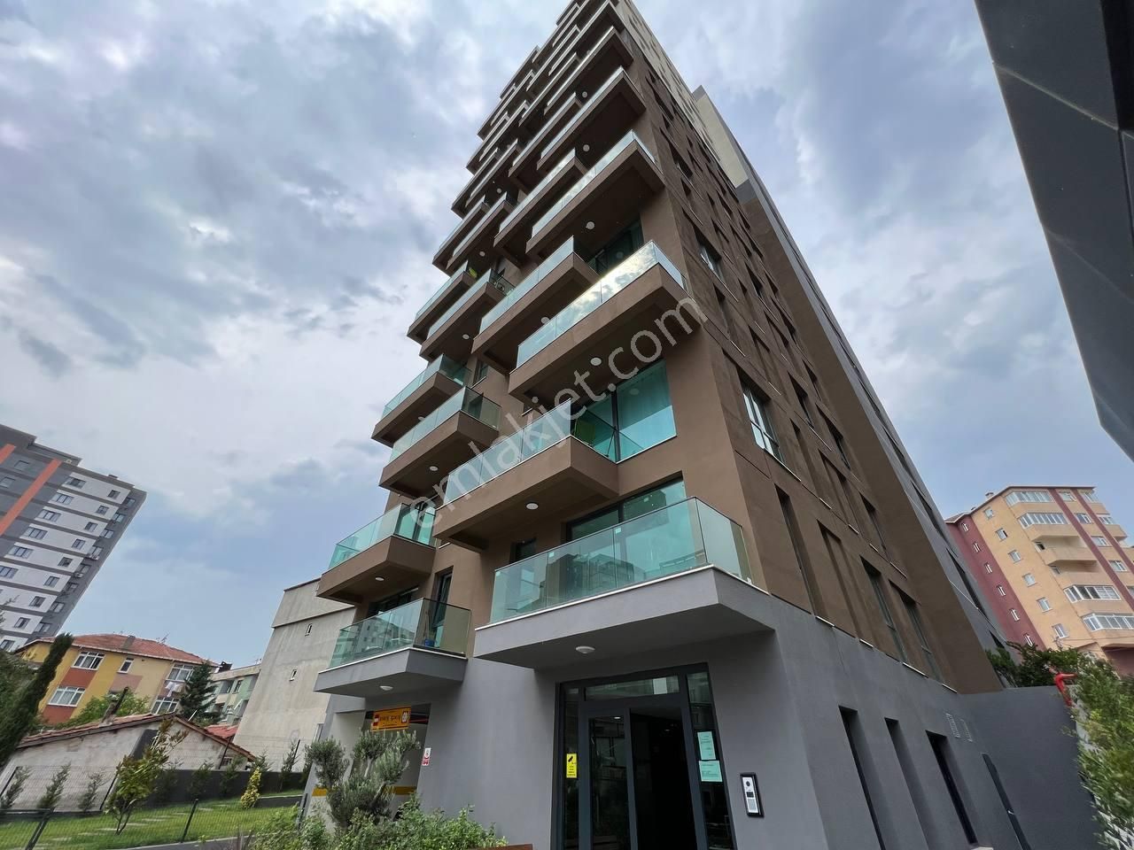 Ümraniye Tatlısu Satılık Daire  Şerifali Luna Residence Yüksek Kat Manzaralı 2+1 Satılık Daire