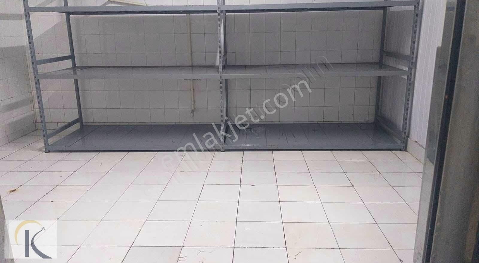 Kadıköy Bostancı Kiralık Depo Bostancı Köprüsü Yanı Başında Kiralık Eşya Depolama